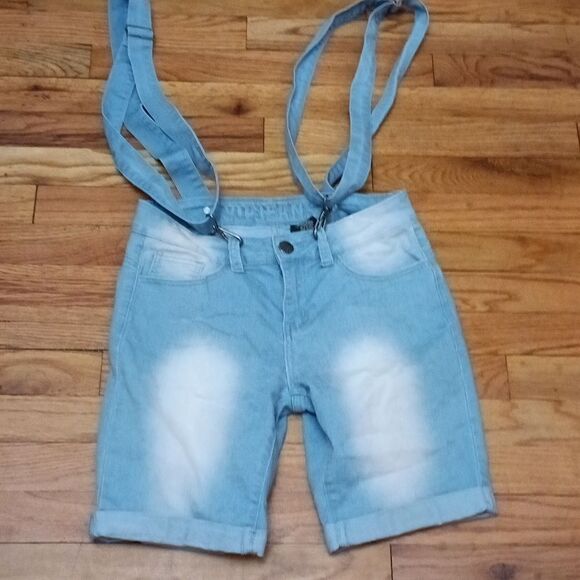VIP Jeans Juniors Shorts sz 7/9 - Picture 1 of 4